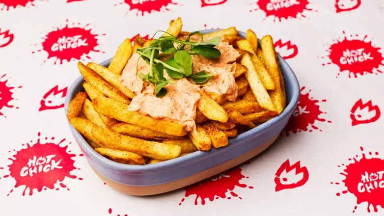 Cajun-Topped Fries (V)
