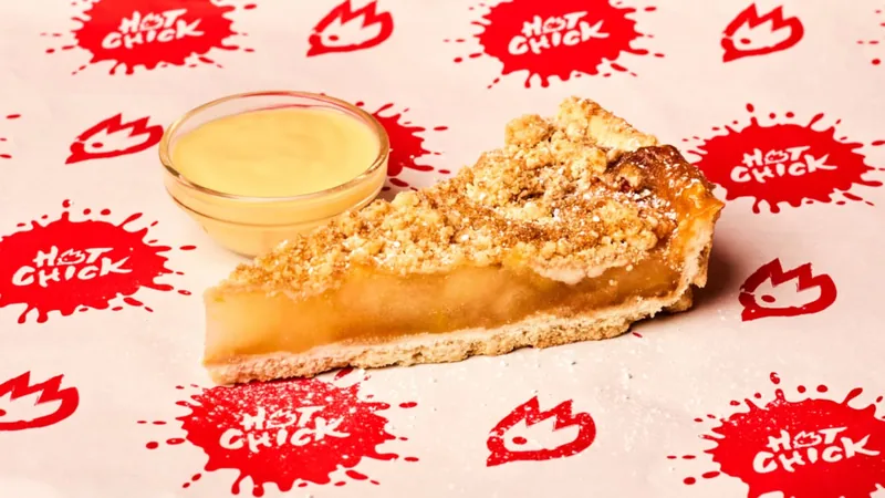 Toffee Apple Crumble Tart (VE)