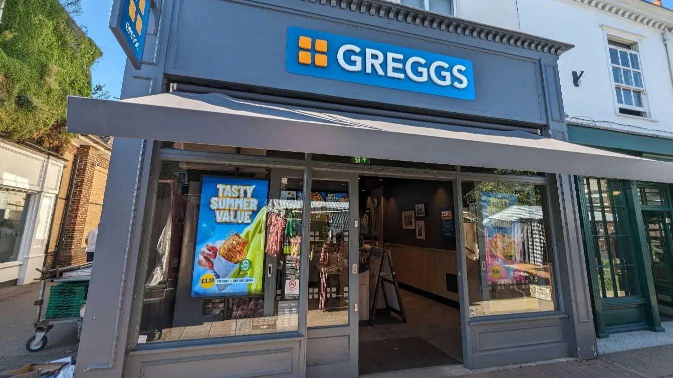 Greggs (Epping, 257 High St)