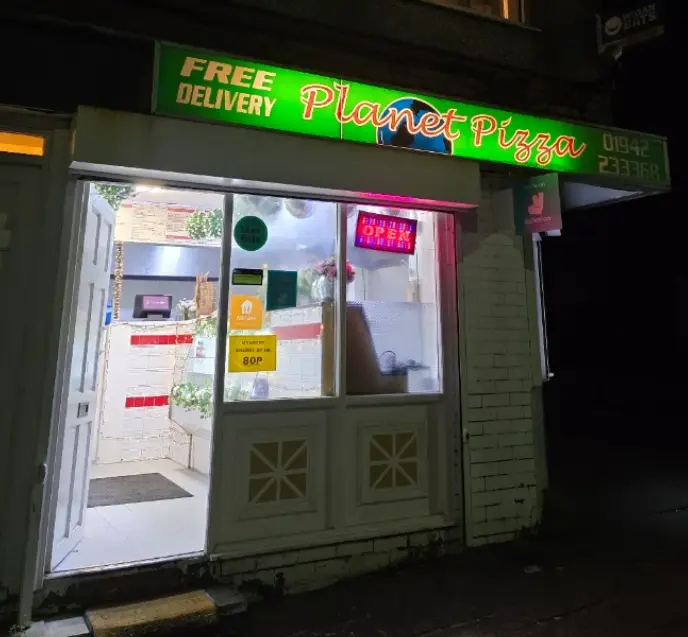 Planet Pizza