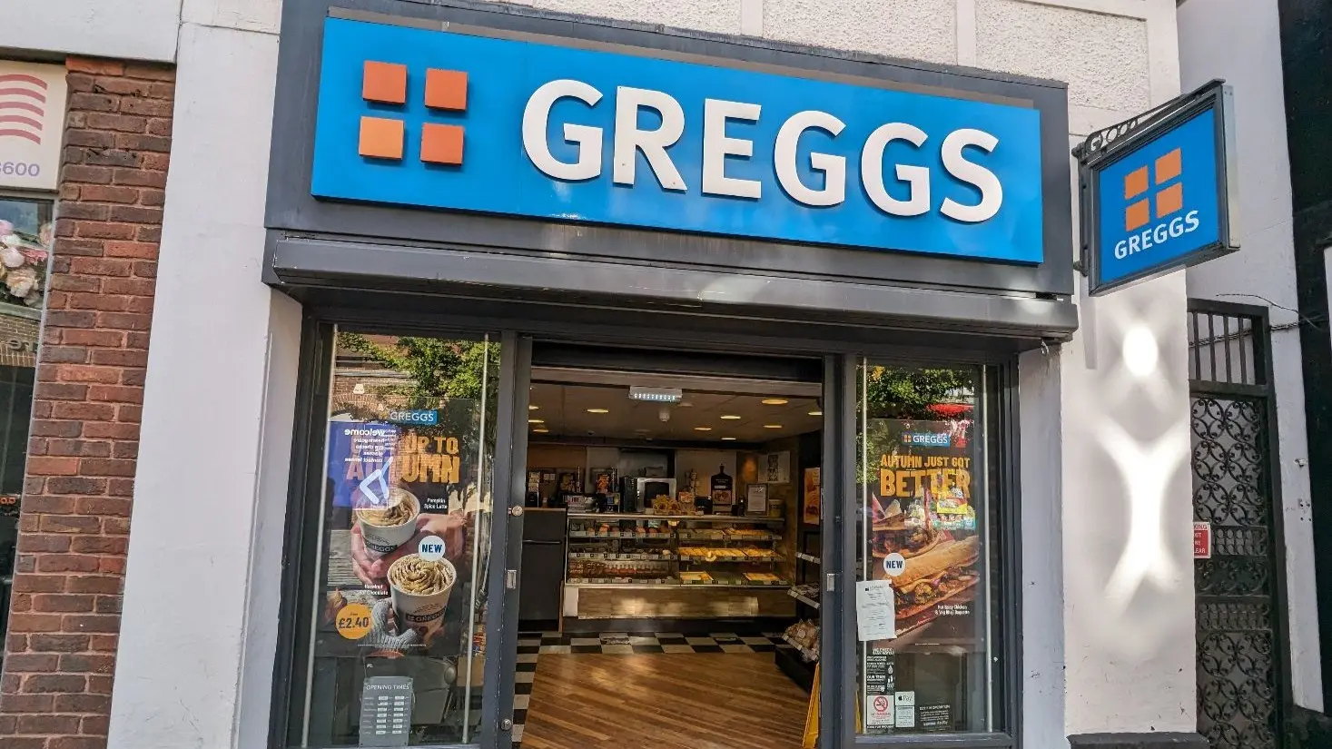 Greggs (Leatherhead - High St)