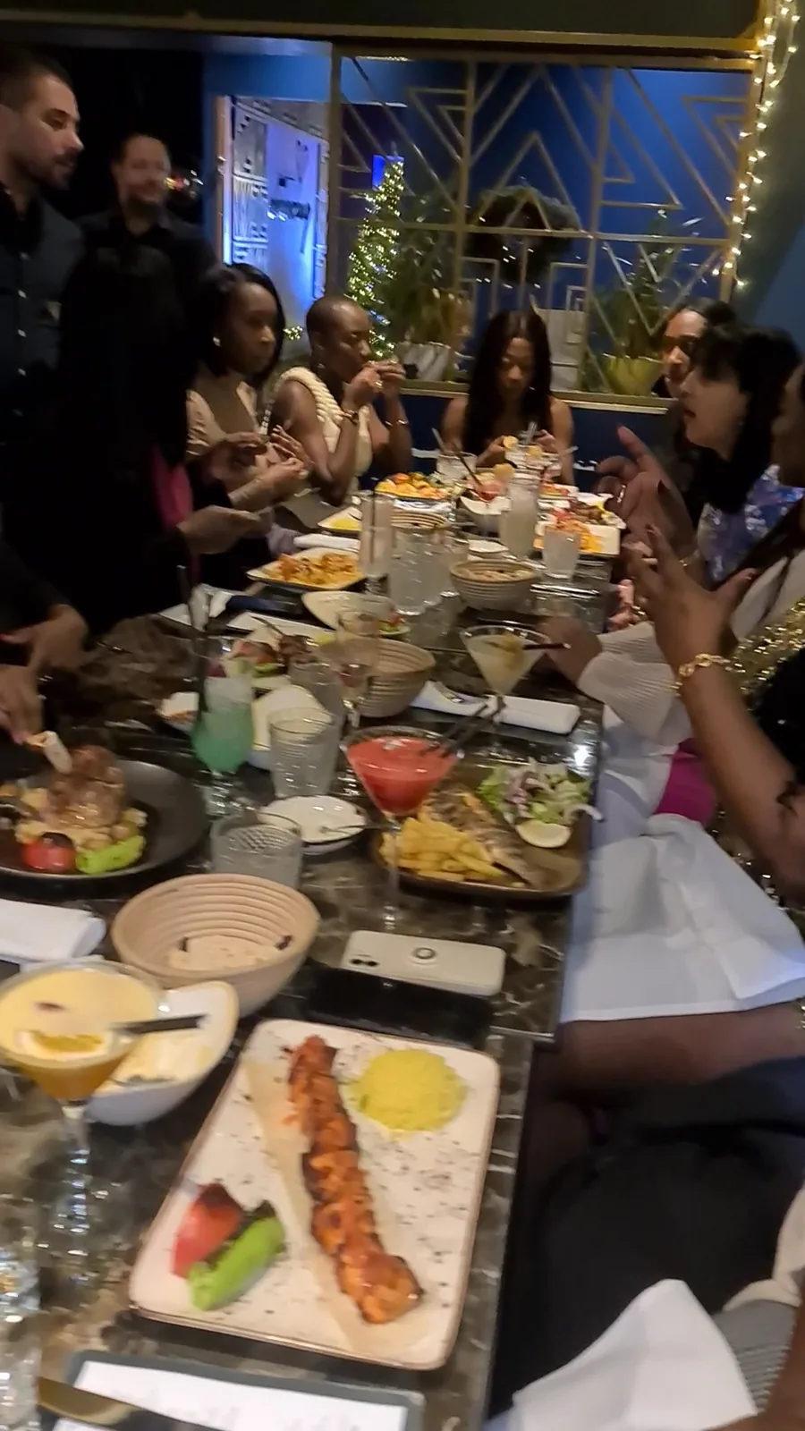 Zavi Restaurant