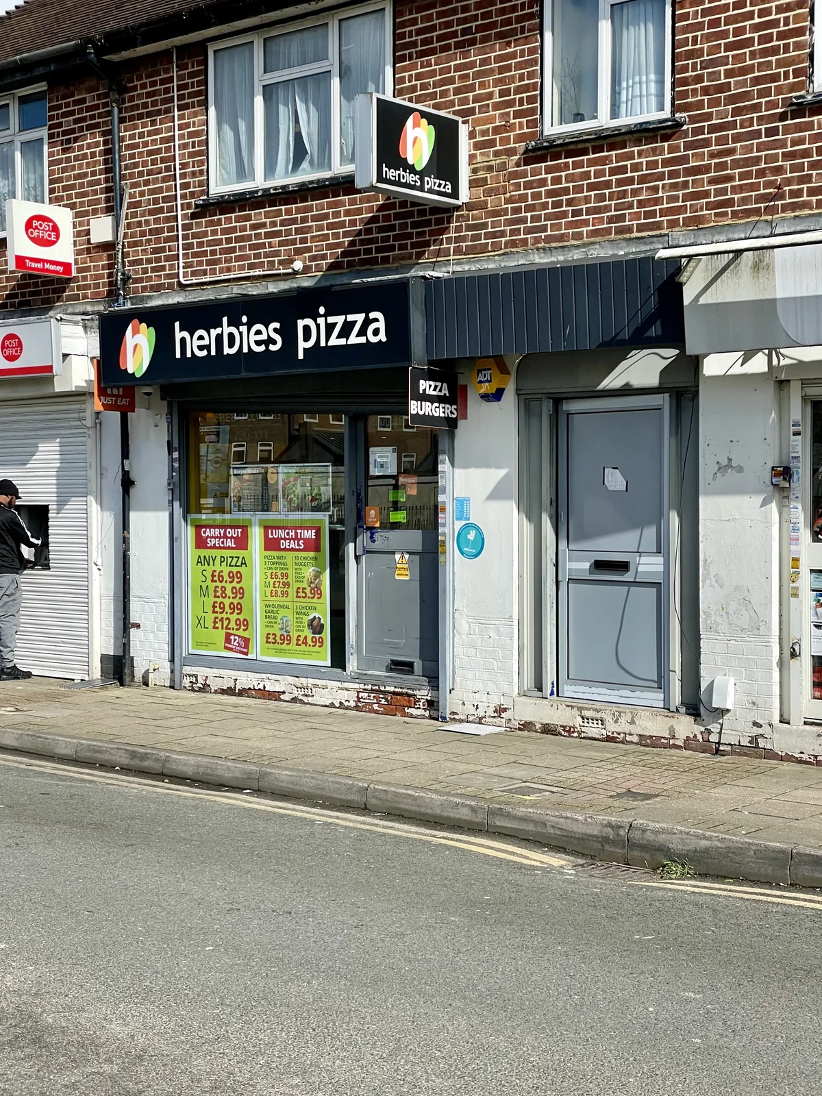 Herbies Pizza