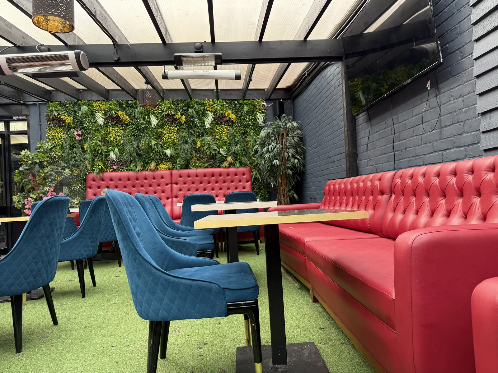 Habibi Lounge