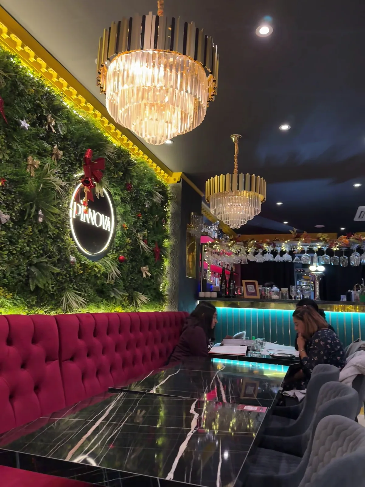 Pinnova Dining