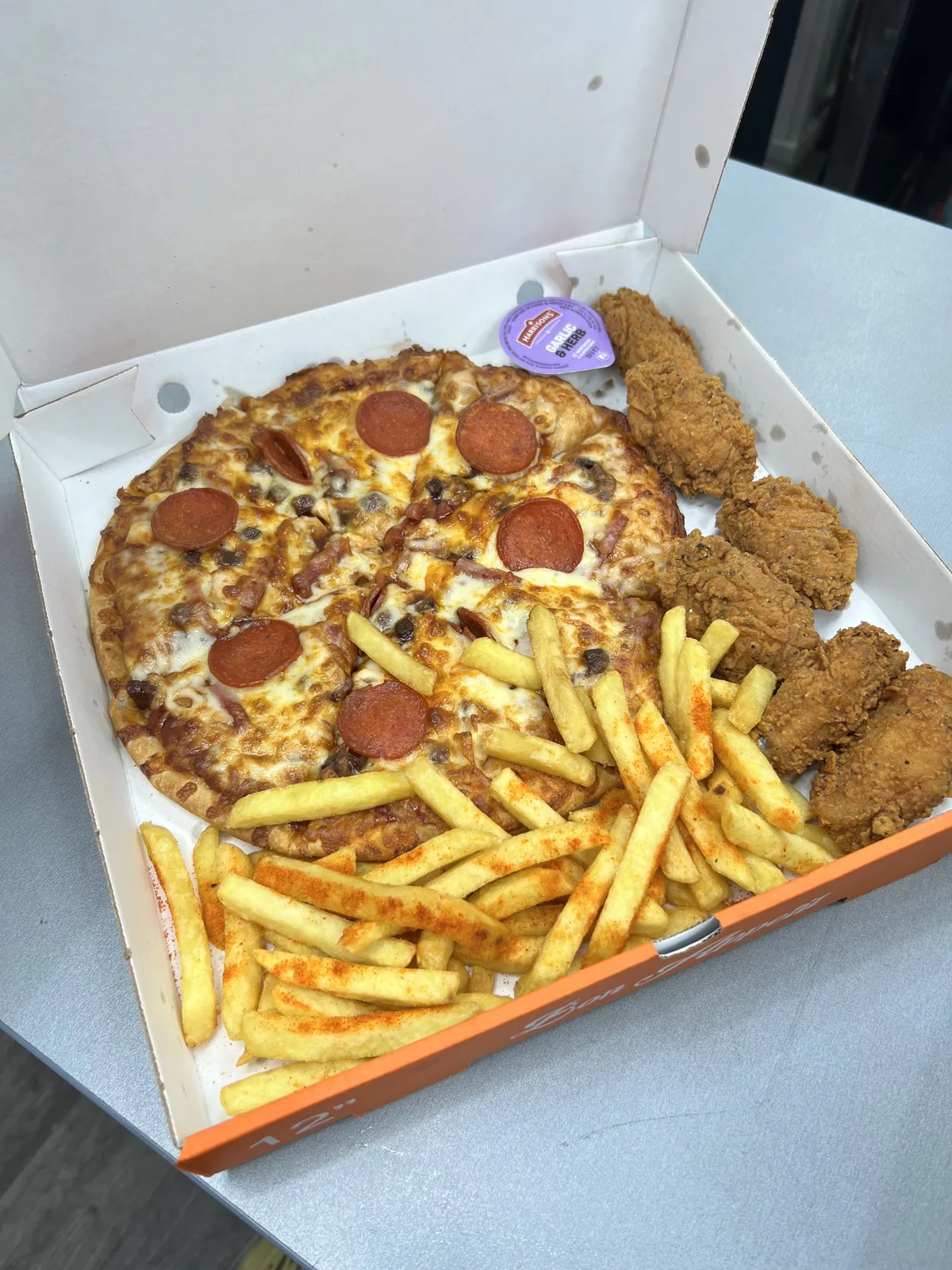 KKs Pizza & Grill